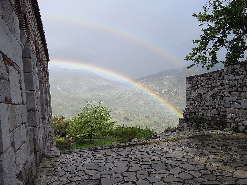 R0010050.JPG - Day 1: Hosios Loukas - rainbow 1