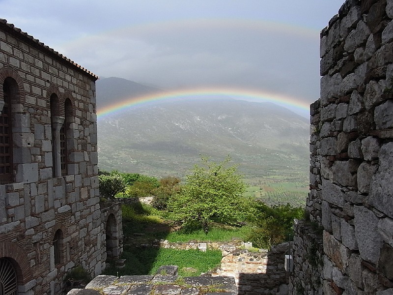 R0010051.JPG - Day 1: Hosios Loukas - rainbow 2