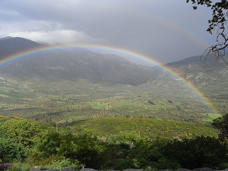 R0010053.JPG - Day 1: Hosios Loukas - View over the plain with rainbow
